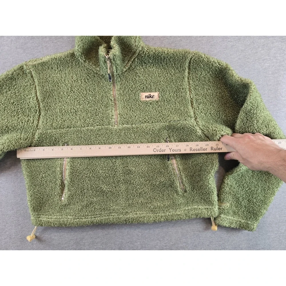 Nike Therma-Fit Sweatshirt Womens Small Green‎ 1/2 Zip Fleece Pullover Cropped